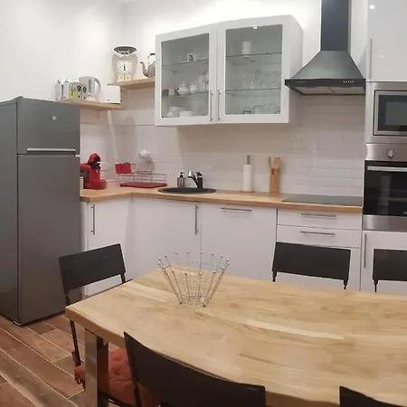 Agreable 2 Pieces En Centre-ville Apartament Mentona