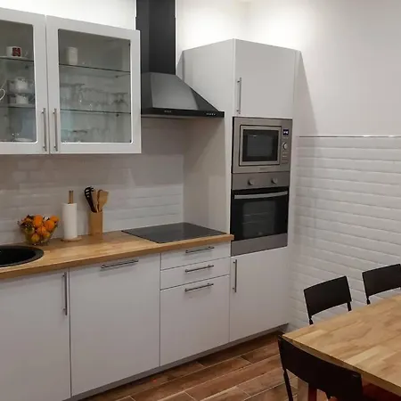 Apartament Agreable 2 Pieces En Centre-ville